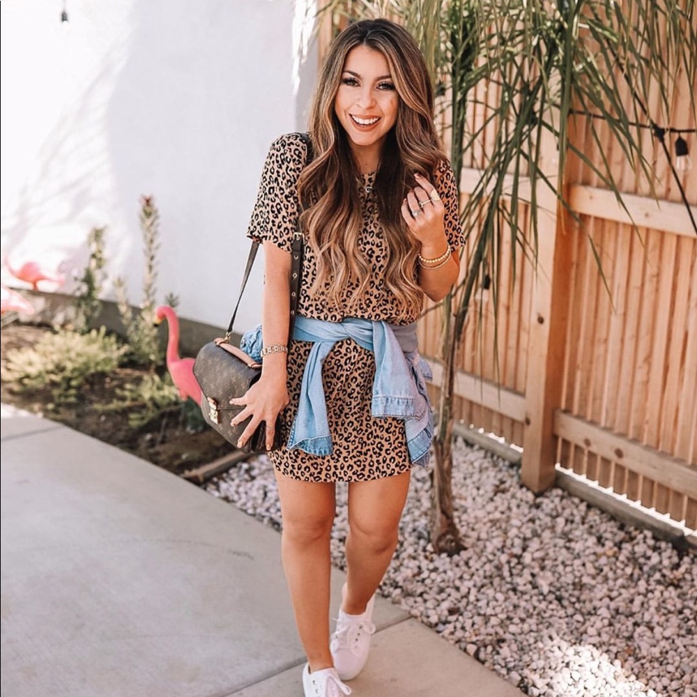 Forever 21 Leopard Print Tee Dress in Brown and Black